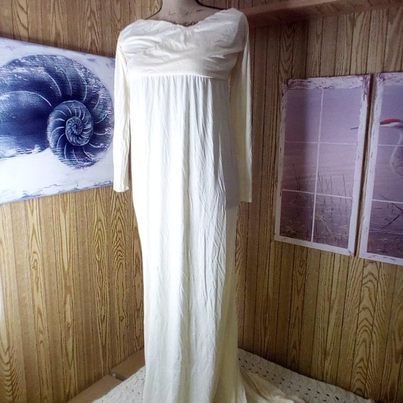 Maternity Elegant Fitted Maternity Gown Long Sleeve Cross-Front V Neck - Picture 2 of 9